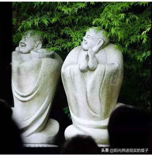 市场营销好还是英语专业好？