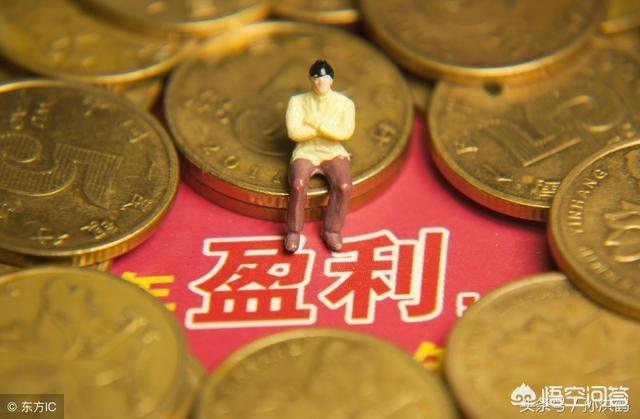 作为一名保险营销人员，在客户对保险一无所知的情况下，如何推销保险？