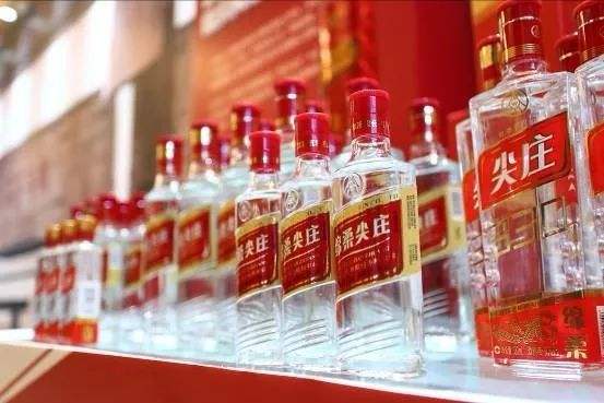 一个新品牌白酒怎样营销(一个新品牌的白酒怎么打开市场)